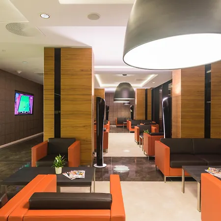Q Hotel Plus Krakow-2