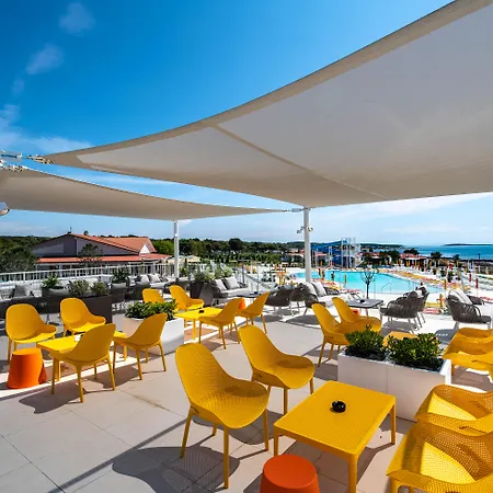 Arena Grand Kazela Camping Homes-2