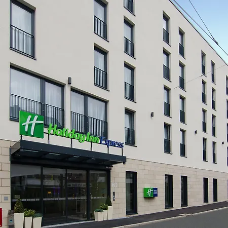 Holiday Inn Express Dusseldorf City-3