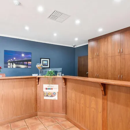 Comfort Inn Glenelg-3