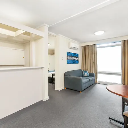 Mantra Meridien Adelaide-3
