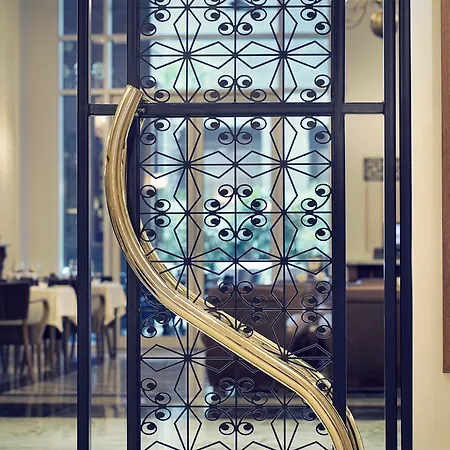 Ritz Carlton DIFC Downtown Dubai-3