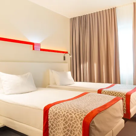 Holiday Inn Vilnius Center By Ihg-2
