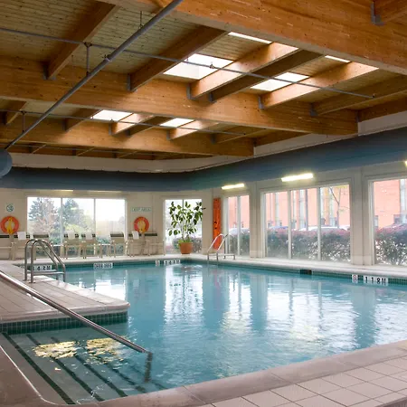 Spark By Hilton Toronto Airport-2