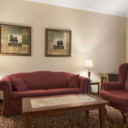 Days Inn By Wyndham Toronto East Lakeview-2