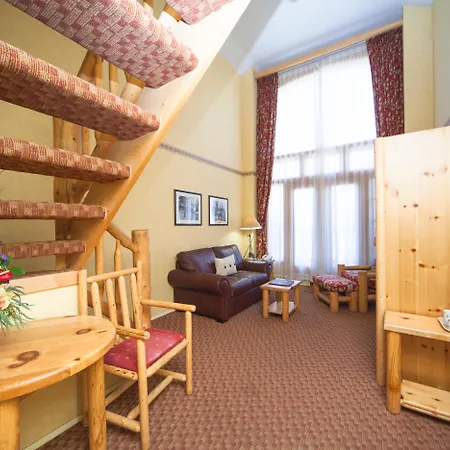 Brewster Mountain Lodge-3