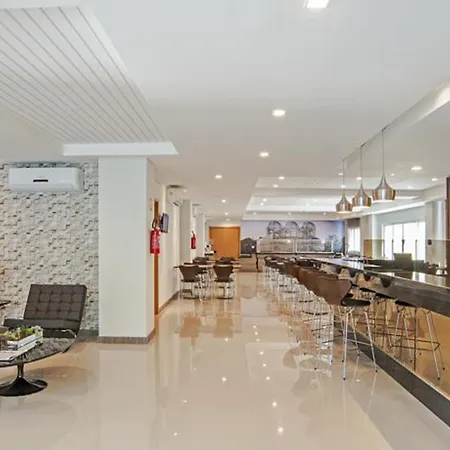 Slim Curitiba Av das Torres-2