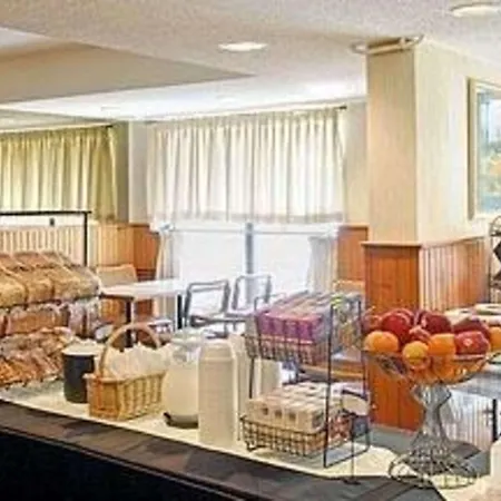 Comfort Inn Toronto North-2