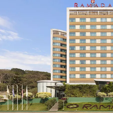 Ramada Powai Hotel & Convention Centre-3