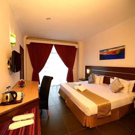 Bella Vista Express Hotel-3
