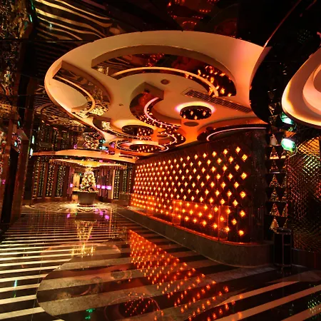 Holiday Inn Express Shenzhen Luohu Port By Ihg-2