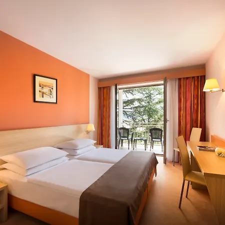 Remisens Hotel Lucija-2
