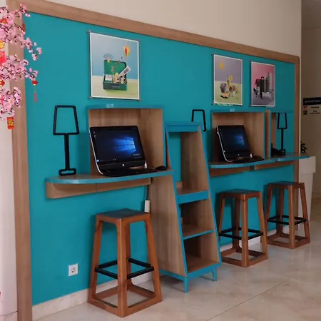 Grand Livio Kuta Hotel-3