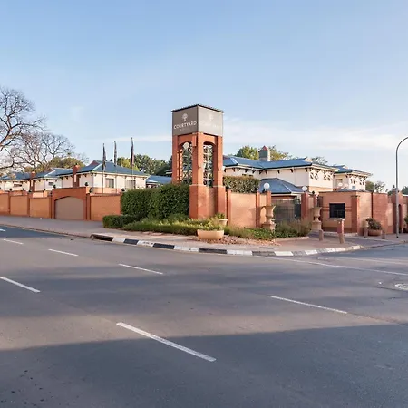 Courtyard Hotel Rosebank-2