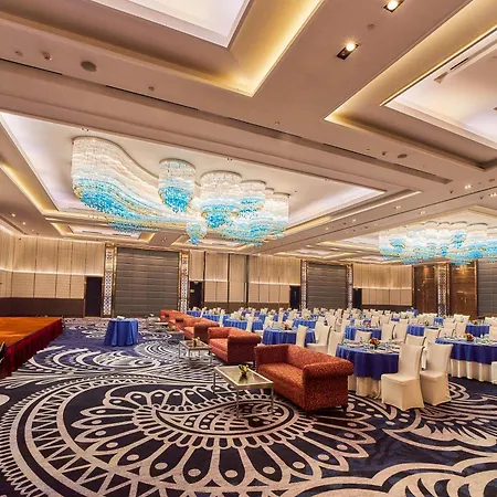 Crowne Plaza New Delhi Rohini By Ihg-3
