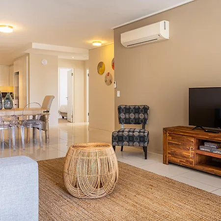 Antrim Villa By Totalstay-3