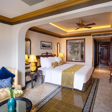 Silk Path Grand Hue Hotel-3
