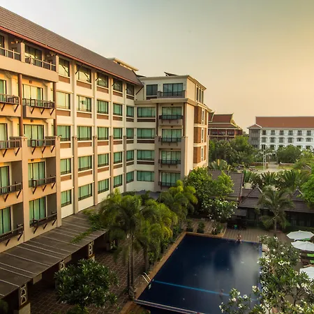 Royal Empire Premium Hotel-3