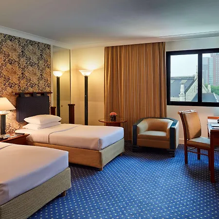 Hilton Hanoi Opera-2