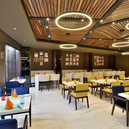 Radisson Gurugram Udyog Vihar-3