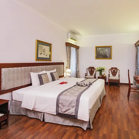 Royal Hotel Saigon-3