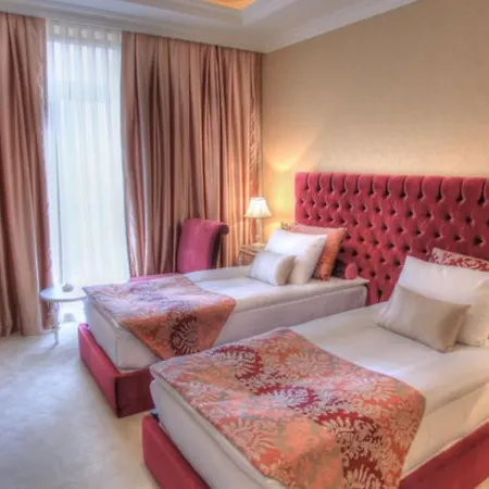 Lake Palace Baku-2