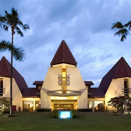 Novotel Surabaya Hotel-3