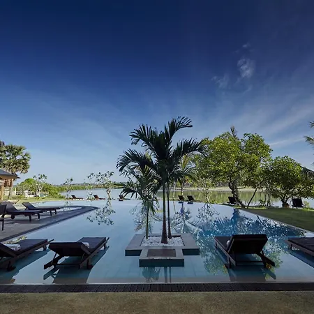 Amaranthe Bay Resort & Spa-2