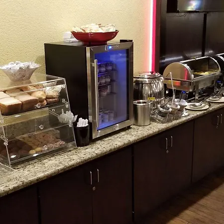 Ramada By Wyndham Houston Intercontinental Airport East-3