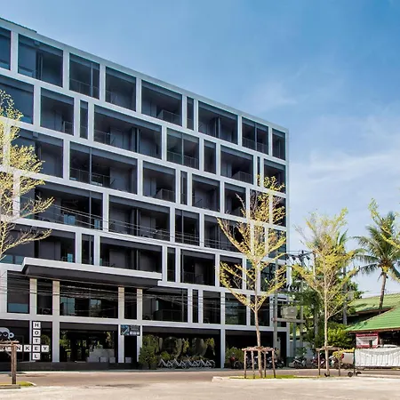 Blu Monkey Hub And Hotel Phuket Town- Free All Day Coworking Space-3