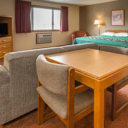 Super 8 By Wyndham Hartford Wi-3