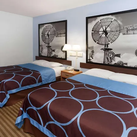 Super 8 By Wyndham Huntington-2
