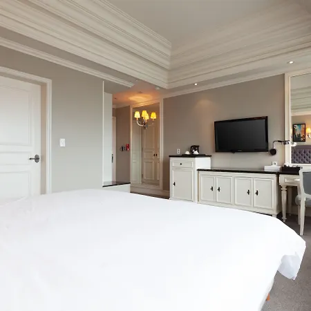 The Riverside Hotel-3