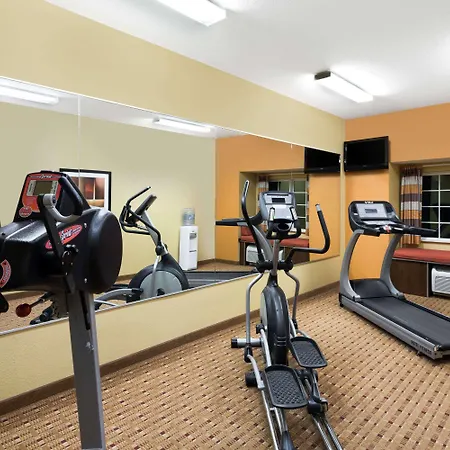 Microtel Inn & Suites By Wyndham University Medical Park-2