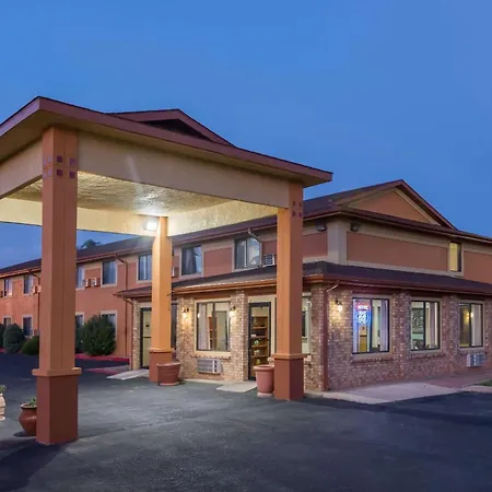 Super 8 By Wyndham Tucumcari-3