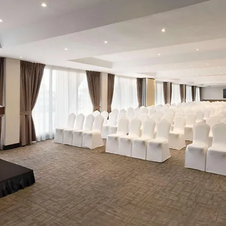 Ramada Resort By Wyndham Dar Es Salaam-2