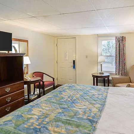 Rodeway Inn Westminster-2