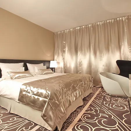 Zijin Hotel Belgrade-3