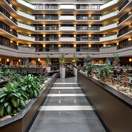 Embassy Suites By Hilton Dulles Airport-2