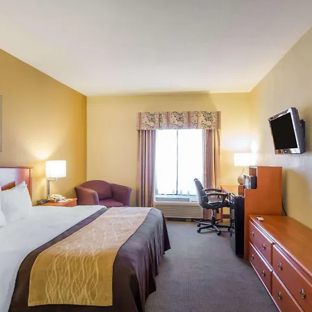 Quality Inn & Suites Midamerica Industrial Park Area-3