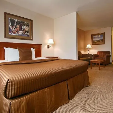 Best Western Territorial Inn & Suites-2