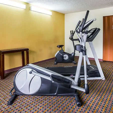 Econo Lodge Inn & Suites Carrollton-3