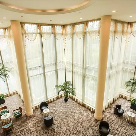 Yihe Longbai Airport Hotel-3