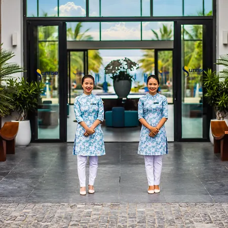 Sunrise Premium Resort & Spa Hoi An-3