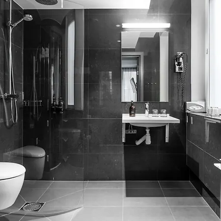 Best Western And Hotel-2