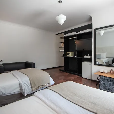 5411 Soho Hotel-2