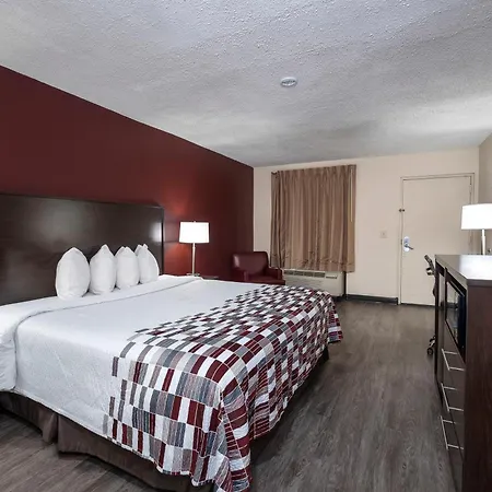 Red Roof Inn Prattville-3