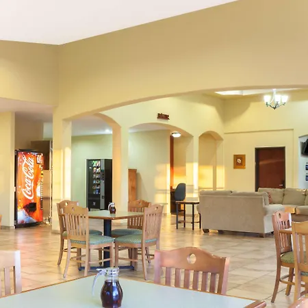 Days Inn By Wyndham San Antonio At Palo Alto-2