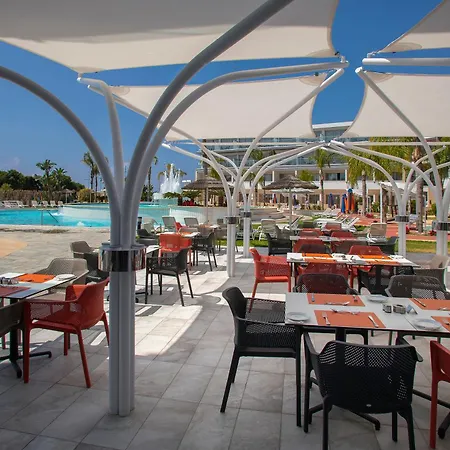 Faros Hotel Ayia Napa-3
