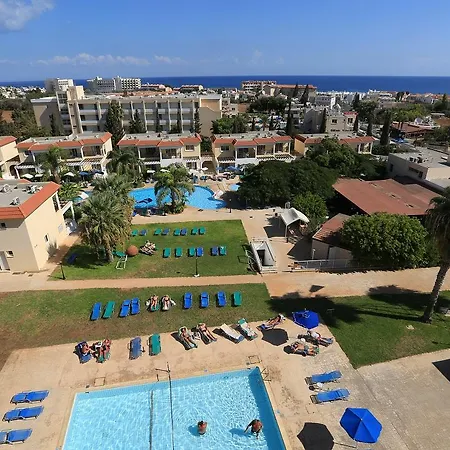 Sun Palace Protaras Waterpark Resort-3
